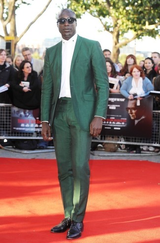 Dermot O'Leary wearing Black Leather Oxford Shoes, White Dress Shirt, Green Suit