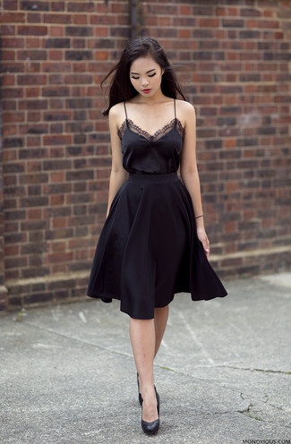 Black Silk Tank Outfits For Women: 