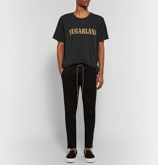 Men's Black Print Crew-neck T-shirt, Black Sweatpants, Black Suede Slip-on Sneakers