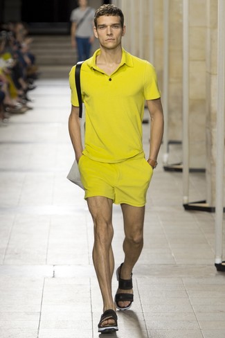 Mustard Polo Outfits For Men: 