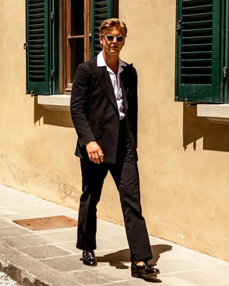 Black Seersucker Suit Outfits: Pair a black seersucker suit with a white short sleeve shirt for a sleek elegant look. A pair of black leather tassel loafers will tie the whole thing together.