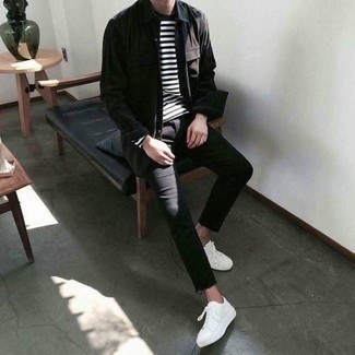 White and Navy Horizontal Striped Long Sleeve T-Shirt Outfits For Men: Wear a white and navy horizontal striped long sleeve t-shirt with black jeans for a casual and stylish outfit. Complement this look with white leather low top sneakers for extra style points.