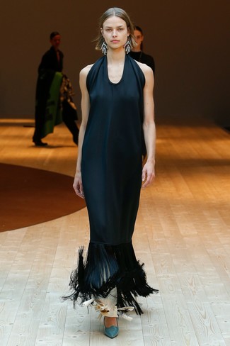 Black Fringe Silk Evening Dress Outfits: Make every jaw in the room drop in a black fringe silk evening dress. To give this getup a more relaxed aesthetic, complement this outfit with a pair of teal leather pumps.