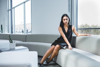 Black Sheath Dress Outfits: As you can see, looking stylish doesn't take that much work. Rock a black sheath dress and you'll look incredibly stylish. Our favorite of a myriad of ways to complement this ensemble is with black and white leather oxford shoes.