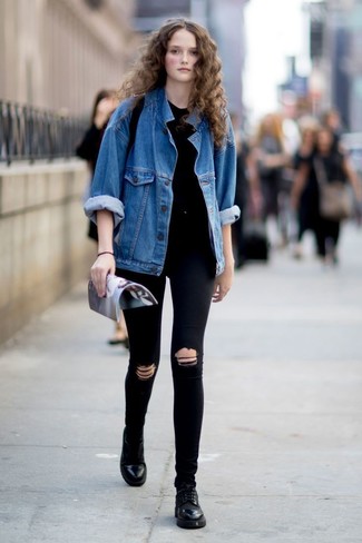 Blue Denim Jacket with Crew-neck T-shirt Outfits For Women: 