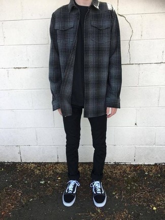 Men's Black and White Canvas Low Top Sneakers, Black Skinny Jeans, Black Crew-neck T-shirt, Charcoal Plaid Flannel Shirt Jacket