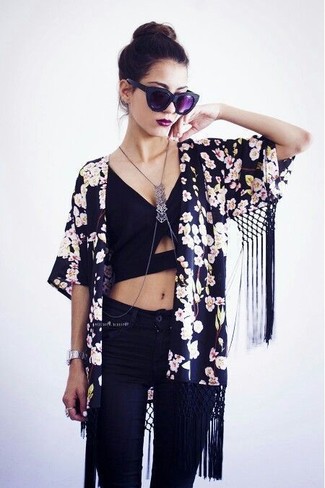 Black Kimono Outfits: 