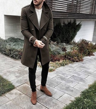 Olive Overcoat Outfits In Their 20s: 