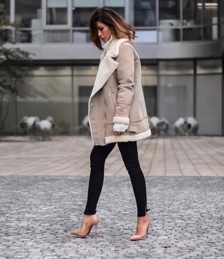 Beige Shearling Jacket Outfits For Women: 