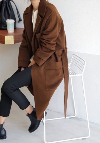 Black Leather Chelsea Boots Outfits For Women: 