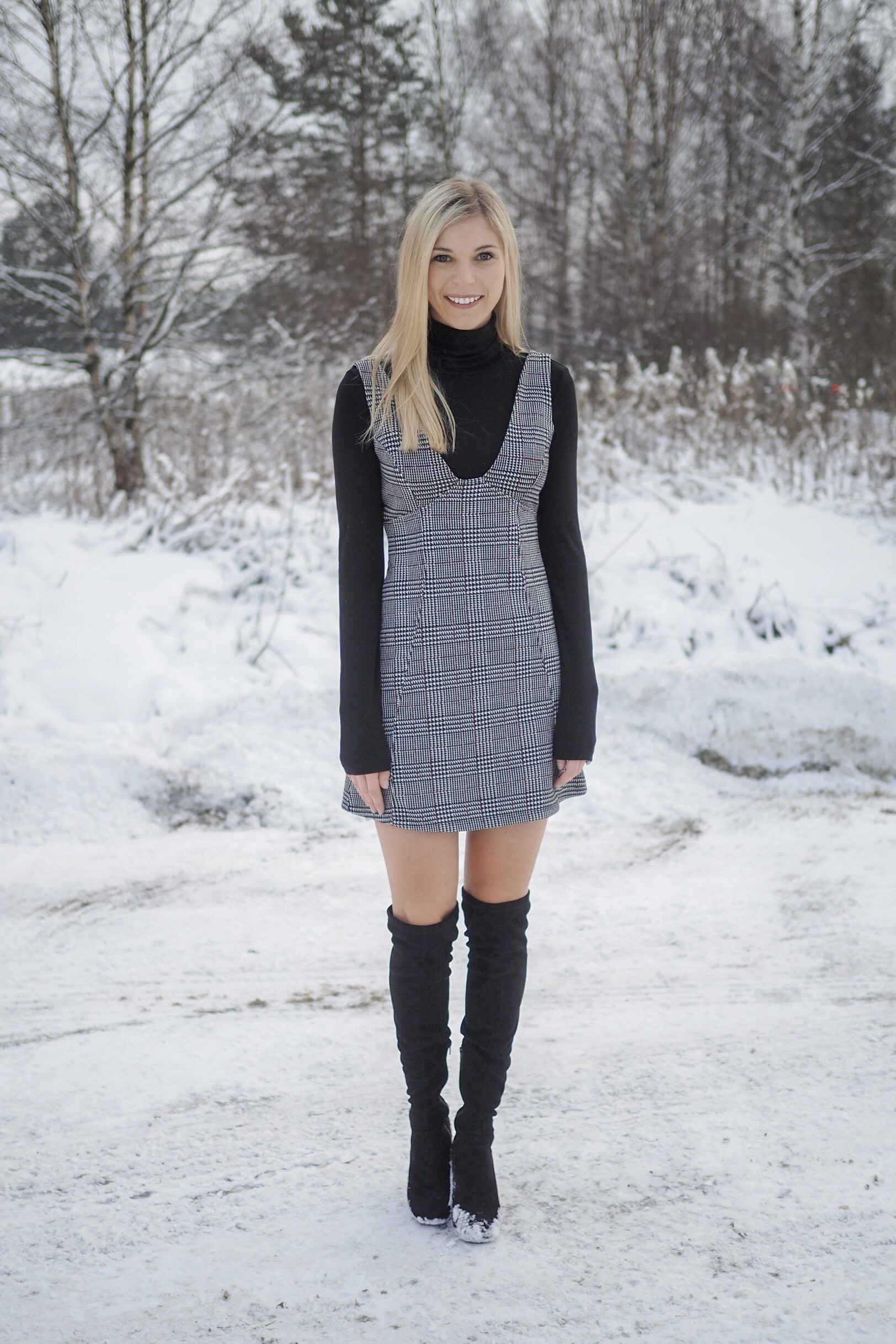 Turtleneck dress with clearance boots