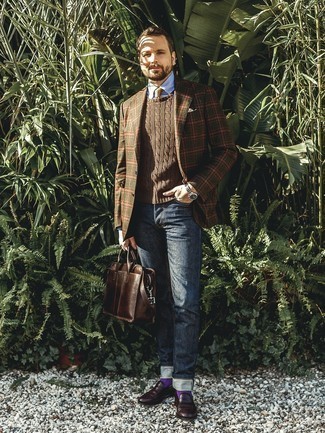 Tobacco Tie Outfits For Men: Teaming an olive plaid blazer and a tobacco tie is a guaranteed way to inject your wardrobe with some manly elegance. Burgundy leather loafers look great here.