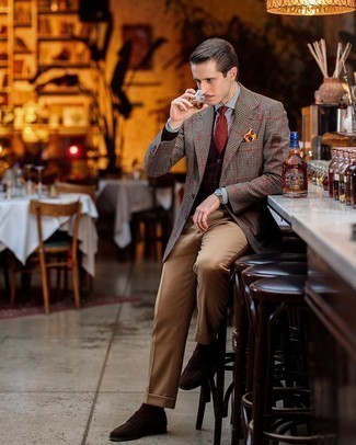 Burgundy Print Tie Outfits For Men: Loving the way this combo of a grey plaid blazer and a burgundy print tie immediately makes men look sharp and polished. Consider a pair of dark brown suede loafers as the glue that brings your outfit together.