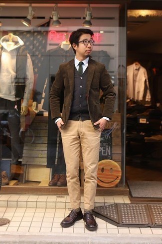 Dark Brown Leather Derby Shoes Fall Outfits: For an effortlessly neat menswear style, consider wearing a brown corduroy blazer and khaki chinos — these pieces go nicely together. Dark brown leather derby shoes will bring a strong and masculine feel to any ensemble. As you can see here, it's super easy to look dapper and stay warm when chillier days are here, thanks to this ensemble.