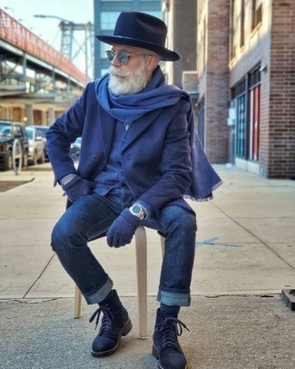 Blue Scarf Outfits For Men: This pairing of a navy blazer and a blue scarf is hard proof that a safe off-duty getup can still look incredibly dapper. Complement your outfit with a pair of navy suede casual boots for a dash of sophistication.