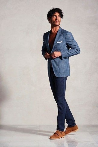 Navy Jeans Spring Outfits For Men: If you're on the hunt for a relaxed casual but also seriously stylish getup, marry a blue plaid blazer with navy jeans. Brown suede double monks will inject a dose of refinement into an otherwise too-common look. If you're hunting for a kick-ass winter-to-spring getup, look no further.