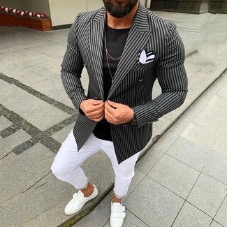 White and Black Pocket Square Outfits: For relaxed dressing with a city style spin, pair a grey vertical striped blazer with a white and black pocket square. White canvas low top sneakers will introduce a classic aesthetic to the ensemble.
