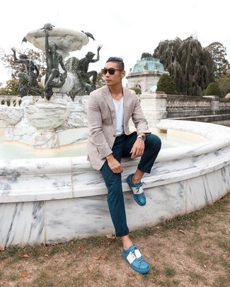 Navy Leather Low Top Sneakers Outfits For Men: Opt for a beige check blazer and navy chinos to assemble a casually sleek and modern-looking ensemble. Serve a little mix-and-match magic by wearing a pair of navy leather low top sneakers.