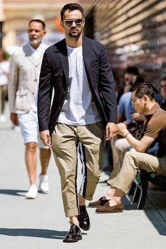 Khaki Chinos with Black Blazer Warm Weather Outfits (43 ideas & outfits ...