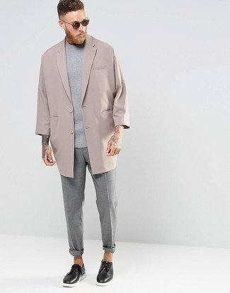 Hot Pink Blazer Outfits For Men: A hot pink blazer and grey chinos are among those sport-anywhere-anytime items that have become the fundamental elements in any man's sartorial collection. Complement this outfit with a pair of black leather derby shoes to instantly bump up the wow factor of any ensemble.