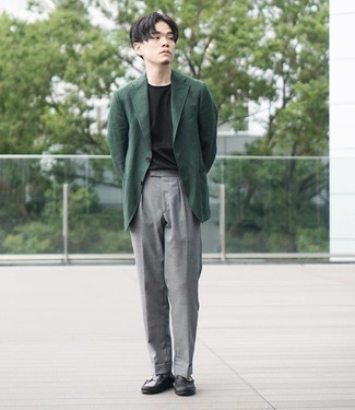 Dark Green Blazer Outfits For Men: For a look that's polished and camera-worthy, wear a dark green blazer and grey dress pants. A pair of black leather loafers is the glue that pulls your ensemble together.