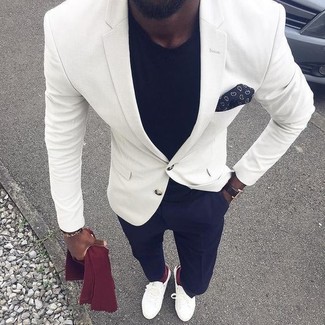 Red Scarf Outfits For Men: This combo of a white blazer and a red scarf combines comfort and functionality and helps you keep it low-key yet contemporary. A pair of white leather loafers easily amps up the style factor of any ensemble.