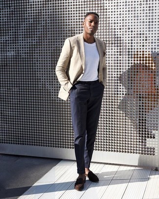 Beige Linen Blazer Outfits For Men: Wear a beige linen blazer with navy dress pants for a neat classy ensemble. Complement this look with dark brown suede tassel loafers for maximum effect.