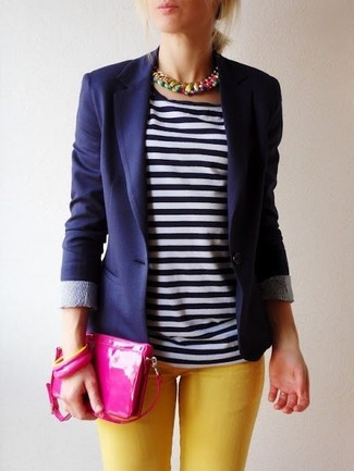 Pink Leather Clutch Outfits: Wear a navy blazer with a pink leather clutch to assemble a relaxed yet stylish getup.