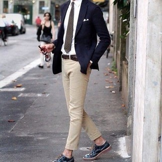 Navy Leather Brogues Outfits: Consider pairing a navy blazer with khaki chinos and you'll exude manly sophistication and class. Hesitant about how to finish this look? Wear a pair of navy leather brogues to amp it up.