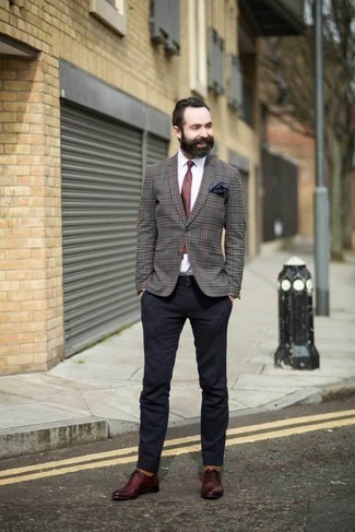 Burgundy Tie Outfits For Men: Put the dandy mode on in a grey plaid blazer and a burgundy tie. A nice pair of burgundy leather oxford shoes pulls this look together.