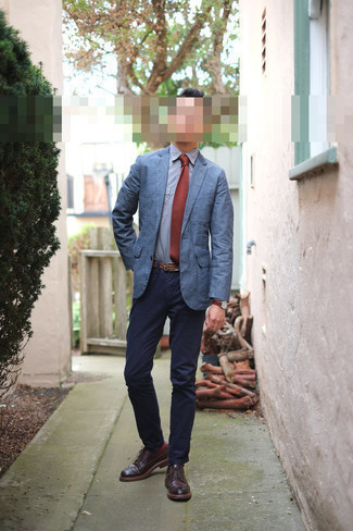 Light Blue Blazer Outfits For Men: Try teaming a light blue blazer with navy chinos for laid-back elegance with an alpha male finish. For something more on the classy side to finish off your look, complement this look with a pair of dark brown leather brogues.