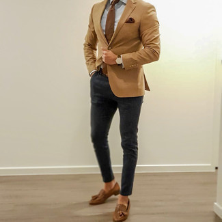 Brown Suede Watch Outfits For Men: Marry a tan blazer with a brown suede watch to create an extra sharp and contemporary outfit. Shake up this look with a pair of brown leather tassel loafers.