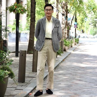 Beige Chinos Smart Casual Outfits: A grey herringbone wool blazer and beige chinos married together are the ideal ensemble for those who appreciate elegant outfits. Introduce black suede desert boots to this getup and off you go looking spectacular.