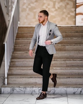 Dark Brown Leather Double Monks with Black Chinos Outfits: Rock a grey blazer with black chinos to achieve a sleek and sophisticated ensemble. For a more refined take, complete your outfit with a pair of dark brown leather double monks.