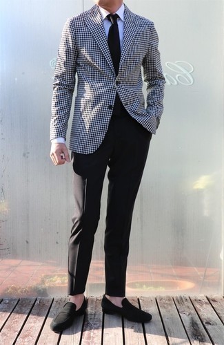 Black and White Gingham Blazer Outfits For Men: As you can see, looking casually classic doesn't require that much effort. Just marry a black and white gingham blazer with dark brown chinos and be sure you'll look awesome. Break up your getup with a more sophisticated kind of shoes, like these black suede loafers.