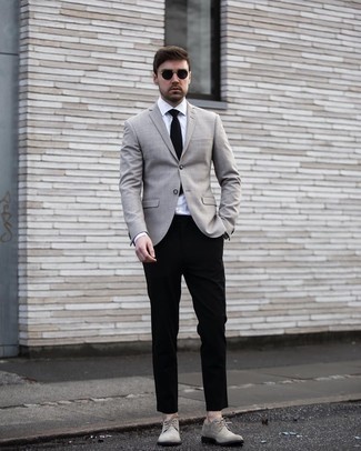 With grey trousers colour blazer what Wearing Grey