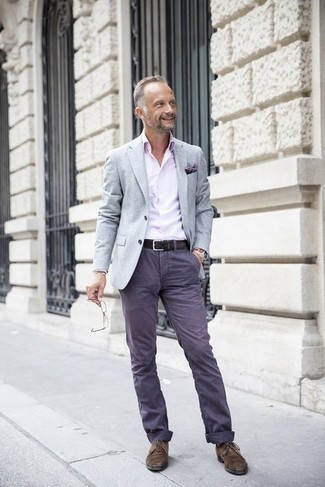 Light Violet Dress Shirt Outfits For Men: A light violet dress shirt and violet chinos matched together are a perfect match. Bump up the wow factor of your ensemble with dark brown suede derby shoes.
