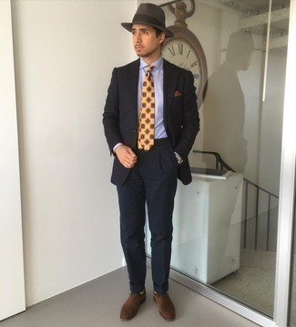 Mustard Print Tie Outfits For Men: This combo of a black blazer and a mustard print tie is the picture of manly sophistication. The whole outfit comes together if you complement your ensemble with a pair of dark brown suede oxford shoes.