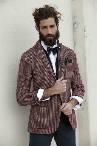 Navy Plaid Bow-tie Outfits For Men: For a casual street style ensemble without the need to sacrifice on functionality, we turn to this pairing of a burgundy houndstooth blazer and a navy plaid bow-tie.