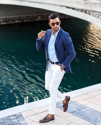 Navy Woven Canvas Belt Outfits For Men: Go for a navy blazer and a navy woven canvas belt to pull together an interesting and contemporary ensemble. If you need to easily spruce up this outfit with one piece, why not introduce dark brown leather tassel loafers to the equation?