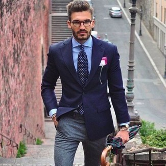 Charcoal Wool Dress Pants Summer Outfits For Men: You'll be surprised at how very easy it is to throw together this classy look. Just a navy blazer and charcoal wool dress pants. Come boiling hot summer days you want to feel comfy and dapper –– this getup is just the one you need.