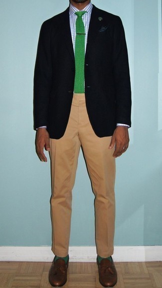 Mint Socks Outfits For Men: For a safe off-duty option, you can rely on this combo of a black blazer and mint socks. Rounding off with a pair of brown leather tassel loafers is an easy way to add a bit of zing to this ensemble.