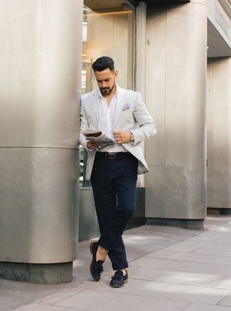 White Dress Shirt with Grey Blazer Outfits For Men: This combo of a grey blazer and a white dress shirt is truly stylish and provides a clean and neat look. Switch up this ensemble with a more polished kind of shoes, like this pair of navy suede tassel loafers.