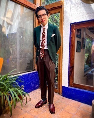 Red Polka Dot Tie Outfits For Men: Rock a dark green blazer with a red polka dot tie for polished style with a fashionable spin. Let your outfit coordination credentials truly shine by finishing this getup with a pair of burgundy leather loafers.