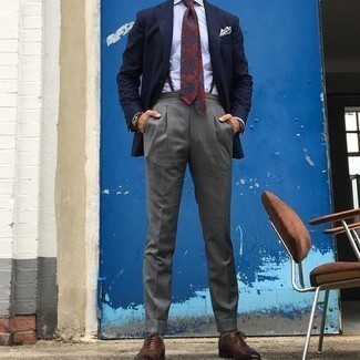 Dark Brown Suspenders Outfits: Why not dress in a navy blazer and dark brown suspenders? As well as totally comfortable, both items look nice when paired together. To give this getup a classier feel, add brown leather oxford shoes to the equation.
