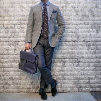 Grey Print Tie Outfits For Men: A white and black houndstooth wool blazer and a grey print tie are an extra smart outfit for any man to try. A pair of black suede tassel loafers looks great finishing your ensemble.