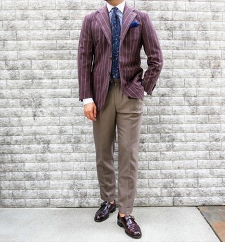 Burgundy Vertical Striped Blazer Outfits For Men: A burgundy vertical striped blazer and brown dress pants are an extra smart combo to try. Complete your outfit with a pair of burgundy leather monks et voila, the look is complete.