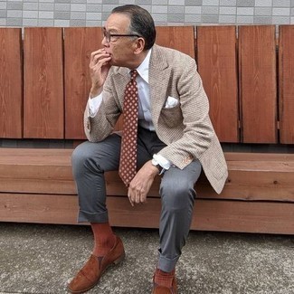 Beige Wool Blazer Outfits For Men: Try teaming a beige wool blazer with grey dress pants and you're guaranteed to make a fashion statement. Brown suede loafers are a welcome complement for this outfit.
