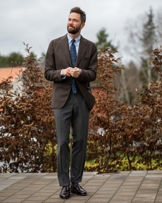 Dark Brown Blazer Outfits For Men: This combination of a dark brown blazer and charcoal dress pants comes in useful when you need to look really stylish. Our favorite of an endless number of ways to complement this outfit is with a pair of dark brown leather oxford shoes.