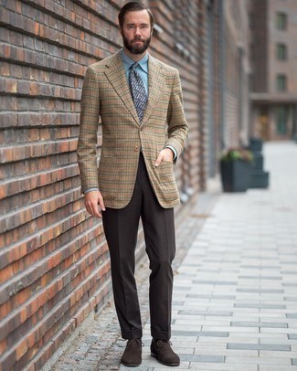 Tan Houndstooth Blazer Outfits For Men: Go for a tan houndstooth blazer and dark brown dress pants - this look will certainly turn every head in the room. Complement this outfit with a pair of dark brown suede oxford shoes for a masculine aesthetic.